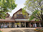 photoLeft 淡路ファームパーク イングランドの丘