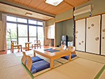 李の邸 鍋田川
